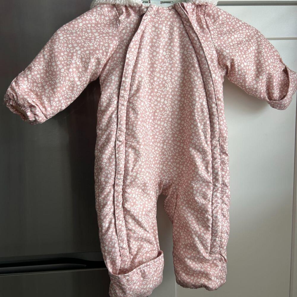 Hm baby showsuit size 6